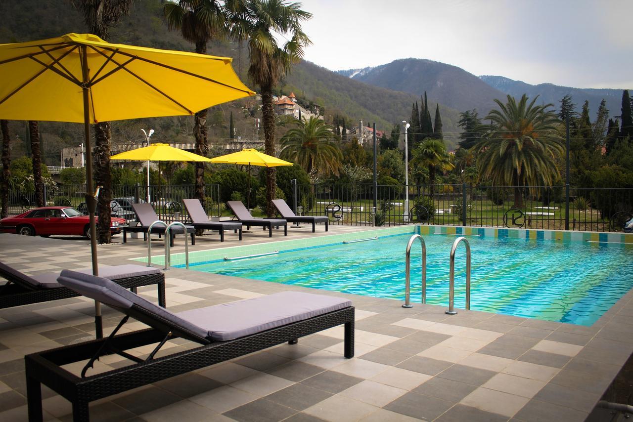 Sunrise Garden Hotel 3* Gagra Exterior foto
